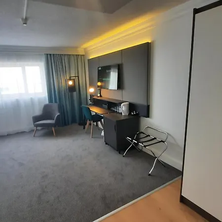 Calais-centre By Ihg Hotell Calais