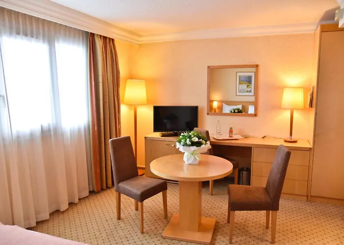 Calais-centre By Ihg 4* Calais