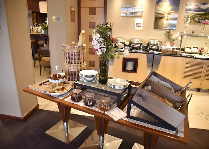 Calais-centre By Ihg 4* Calais