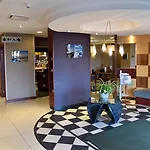 Hotel Calais-centre By Ihg
