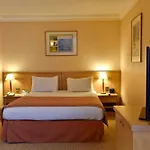 Calais-centre By Ihg 4* Calais