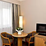Hotel Calais-centre By Ihg