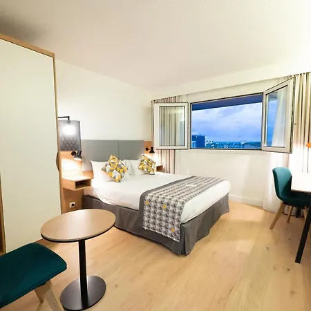 Calais-centre By Ihg 4*