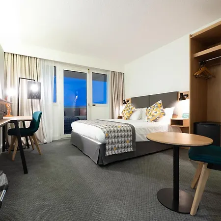 מלון Calais-centre By Ihg