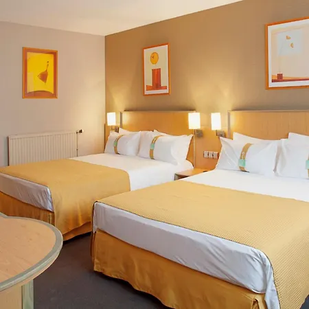 מלון Calais-centre By Ihg 4*