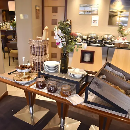 Calais-centre By Ihg 4* קאלה