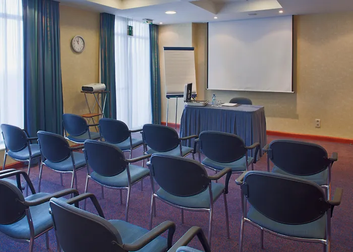 Calais-centre By Ihg Hotel 4*