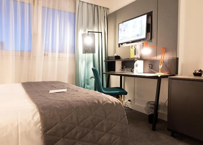 Calais-centre By Ihg Hotel 4*