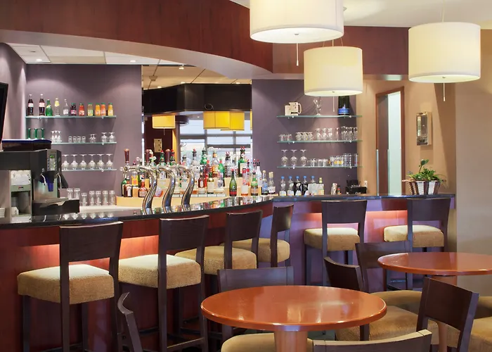 Hotel Calais-centre By Ihg 4*