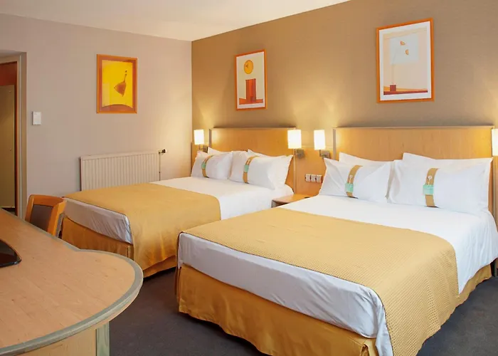 Hotel Calais-centre By Ihg 4*