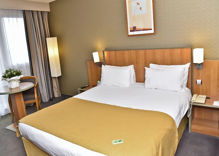 Calais-centre By Ihg Calais