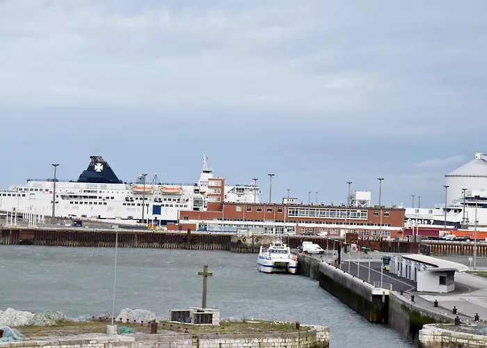 Calais-centre By Ihg Hotel 4*