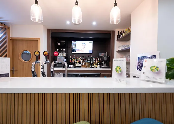 Hotel Calais-centre By Ihg